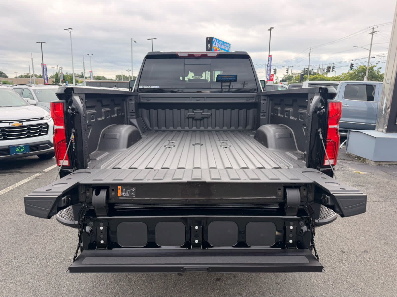 New 2026 Chevrolet Silverado 2500 High Country w/ High Country Premium Package AWD/4WD image 13