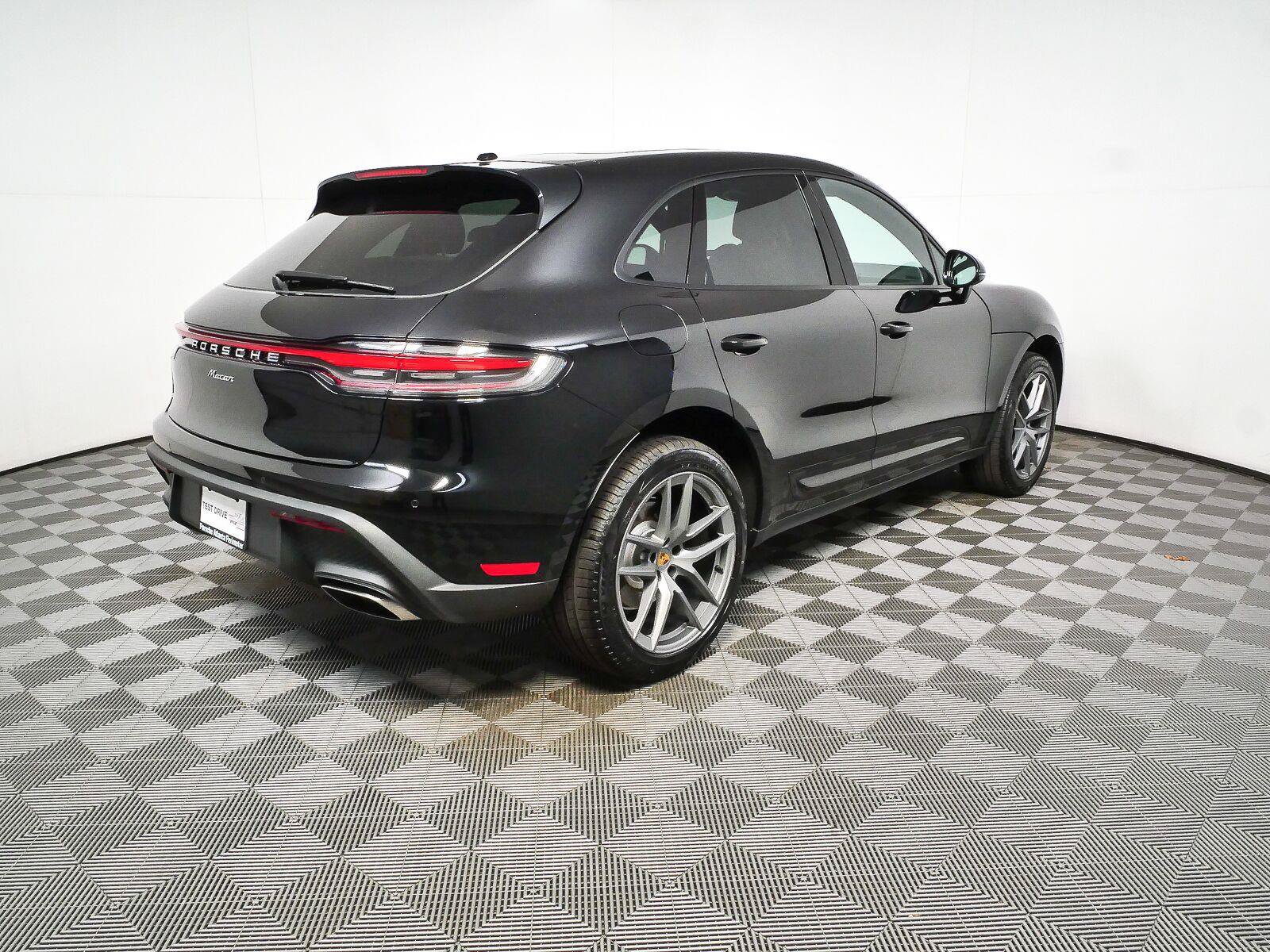 New 2026 Porsche Macan Turbo AWD/4WD image 29
