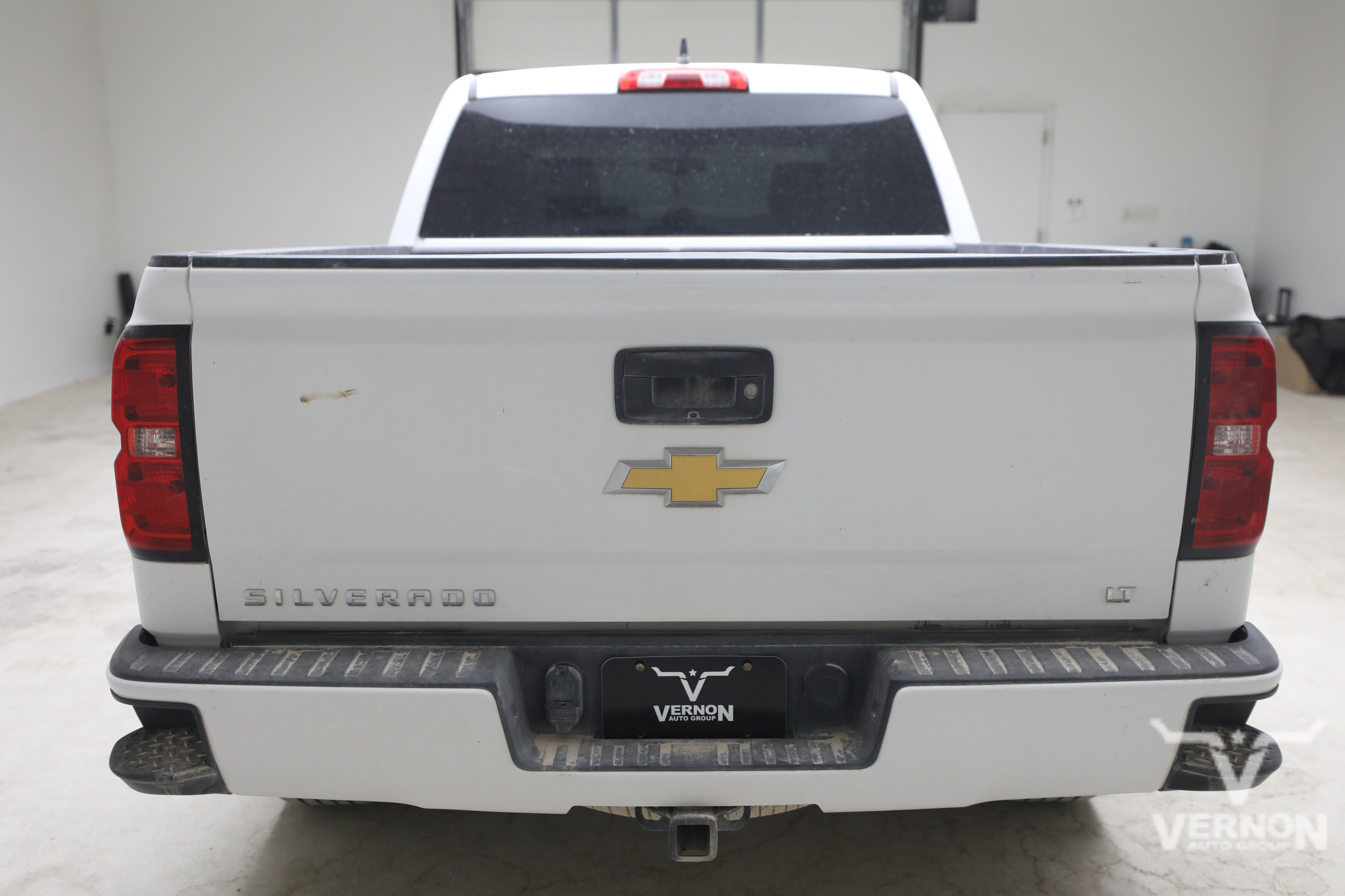 Used 2018 Chevrolet Silverado 1500 LT w/ Texas Edition AWD/4WD image 2