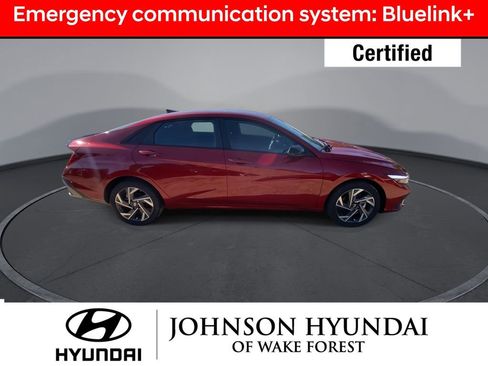 Certified 2025 Hyundai Elantra SEL w/ Cargo Package image 9