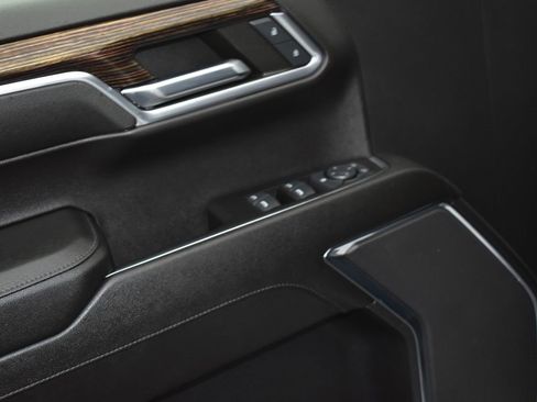 Used 2023 GMC Sierra 1500 Elevation image 6
