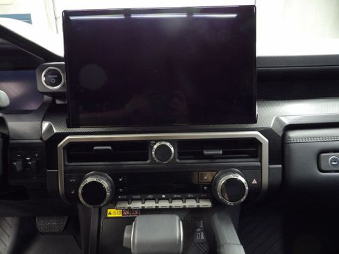 Used 2026 Toyota 4Runner Limited w/ Tow Technology Package AWD/4WD image 52
