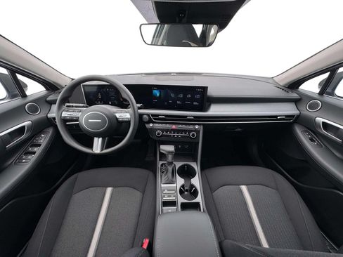 New 2026 Hyundai Sonata SE FWD image 13