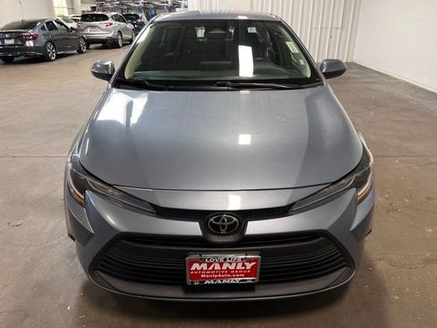 Used 2023 Toyota Corolla LE FWD image 8