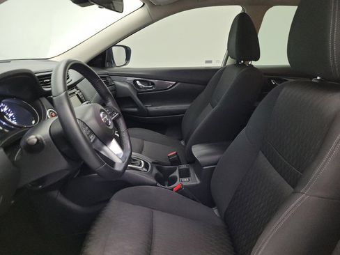 Used 2020 Nissan Rogue SV FWD image 17