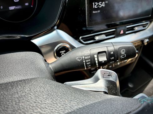 Used 2022 Kia Niro EX Premium FWD image 47