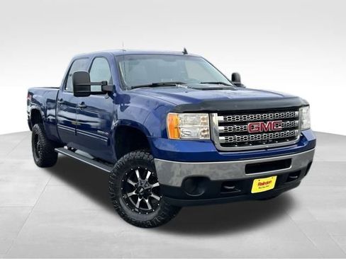 Used 2013 GMC Sierra 2500 SLE w/ Suspension Package, Off-Road image 1