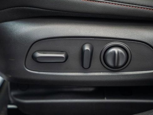 New 2026 Chevrolet Trax RS w/ Sunroof Package FWD image 37
