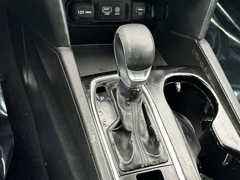 Used 2019 Hyundai Santa Fe SE image 23