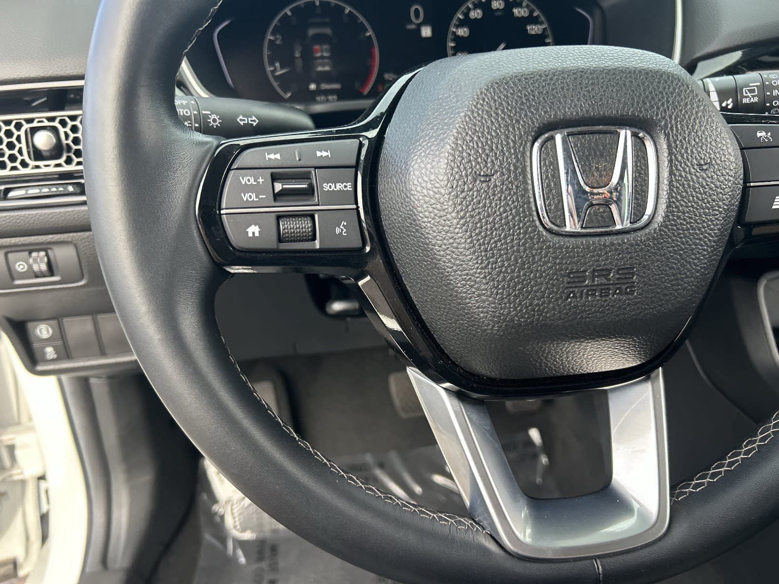 Certified 2024 Honda Civic EX-L image 27