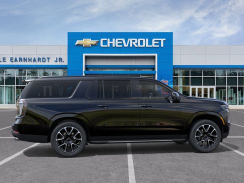 New 2026 Chevrolet Suburban RST AWD/4WD image 7