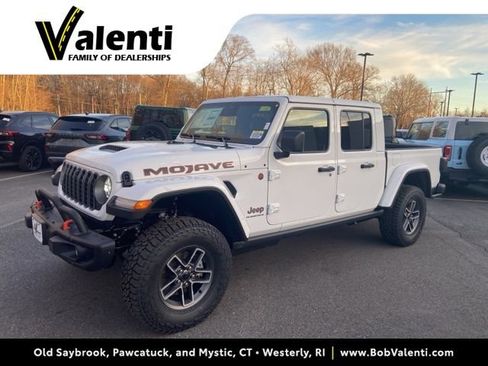 New 2026 Jeep Gladiator Mojave image 1