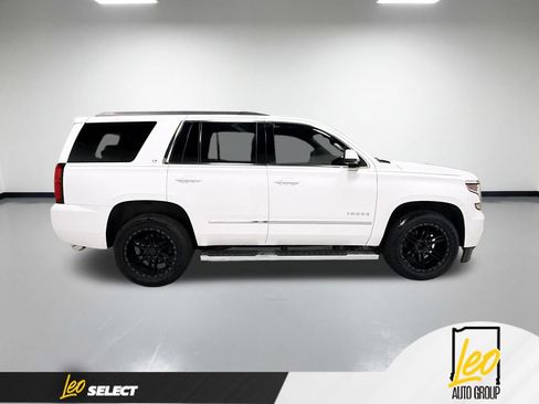 Used 2019 Chevrolet Tahoe LT w/ LT Signature Package AWD/4WD image 6