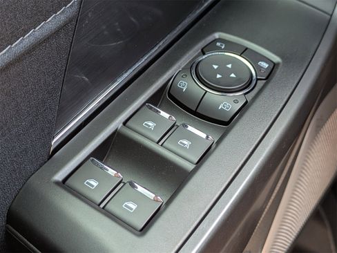 New 2025 Ford F150 Lariat w/ Equipment Group 502A High image 23