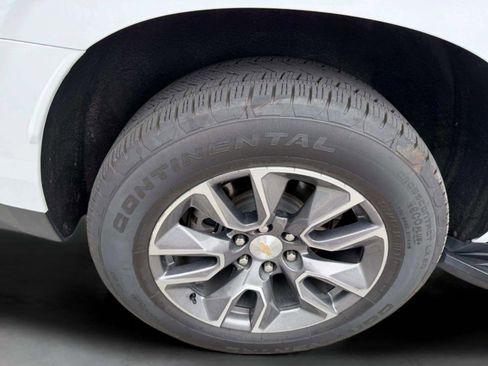 Used 2022 Chevrolet Tahoe LT w/ Luxury Package image 48