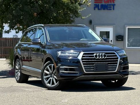 Used 2018 Audi Q7 3.0T Prestige w/ Prestige Package AWD/4WD image 3