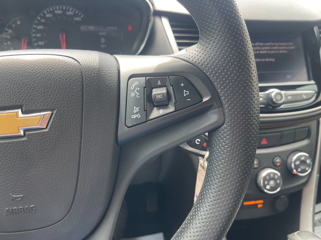 Used 2021 Chevrolet Trax LS w/ Tint and Cruise Package FWD image 17