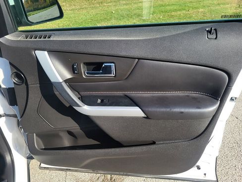 Used 2014 Ford Edge Limited w/ Vision Package image 21