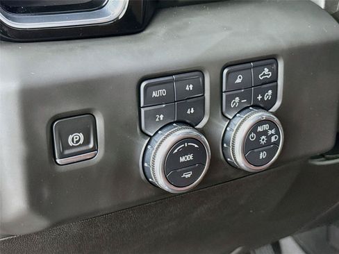 Used 2025 GMC Sierra 1500 Denali Ultimate AWD/4WD image 12
