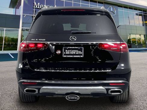 Used 2026 Mercedes-Benz GLS 450 4MATIC image 4