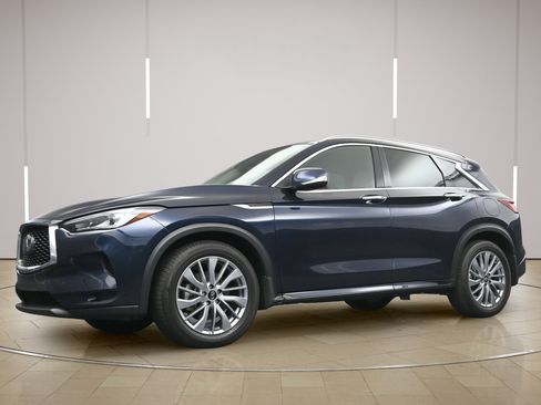Used 2025 INFINITI QX50 Luxe AWD/4WD image 23