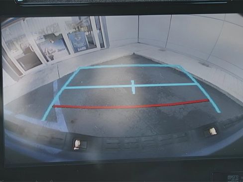 Certified 2018 Toyota Tacoma TRD Sport image 13