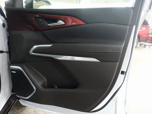 New 2026 Chevrolet Traverse Z71 w/ Enhanced Driving Package AWD/4WD image 27