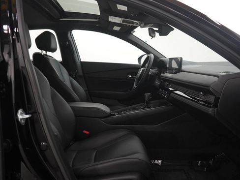 Used 2025 Honda Accord Sport image 11
