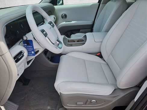 Used 2026 Hyundai Palisade Limited FWD image 4