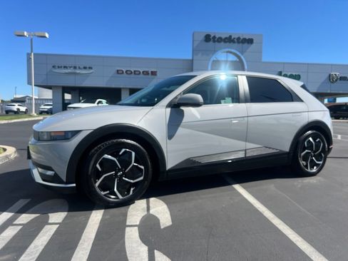 Used 2024 Hyundai Ioniq 5 SEL RWD image 1