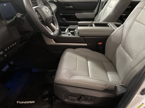 Used 2024 Toyota Tundra Limited image 16