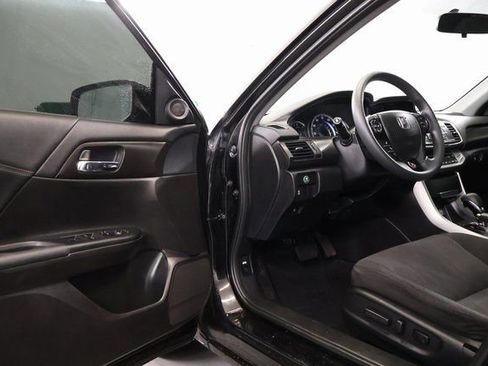 Used 2015 Honda Accord EX image 8