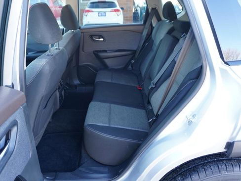 Used 2022 Nissan Rogue SV image 20