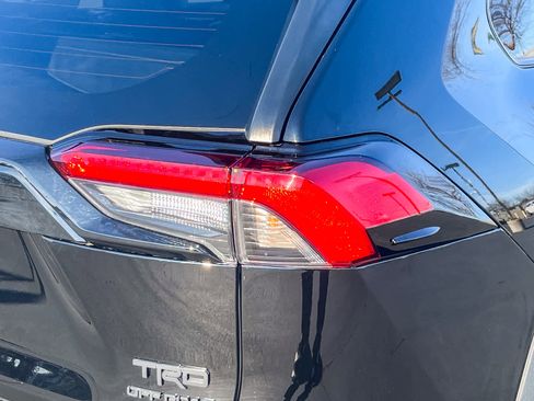 Used 2022 Toyota RAV4 TRD Off-Road image 8