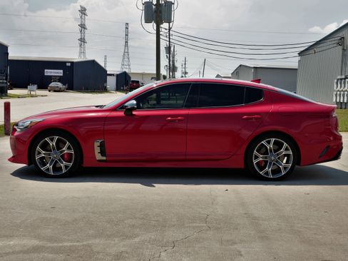 Used 2020 Kia Stinger GT1 image 6