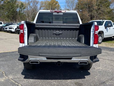 New 2026 Chevrolet Silverado 1500 LTZ w/ LTZ Premium Package AWD/4WD image 5