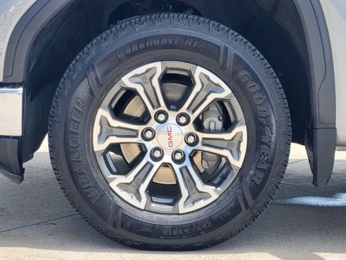 Used 2025 GMC Sierra 1500 SLT RWD image 10