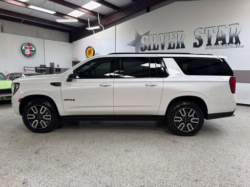Used 2022 GMC Yukon XL AT4 w/ Max Trailering Package AWD/4WD image 3