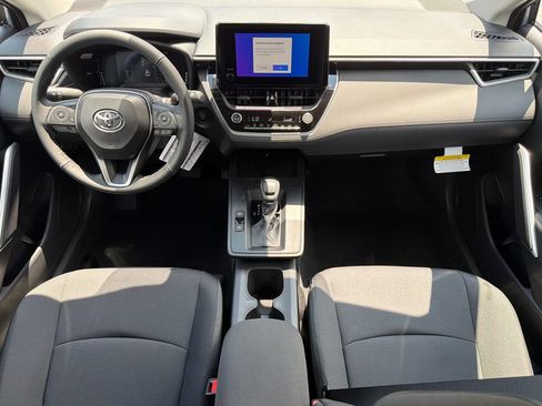 New 2026 Toyota Corolla Cross LE FWD image 27