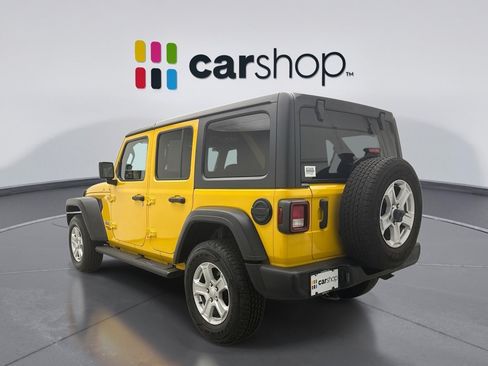 Used 2020 Jeep Wrangler Unlimited Sport S AWD/4WD image 3