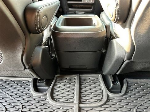 New 2025 Chrysler Pacifica Select image 14