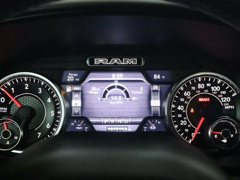 Used 2019 RAM 1500 Laramie AWD/4WD image 21