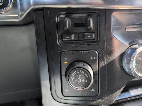 Used 2022 Ford F150 Lariat AWD/4WD image 14