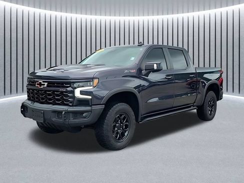 Used 2024 Chevrolet Silverado 1500 ZR2 w/ ZR2 Bison Edition AWD/4WD image 2