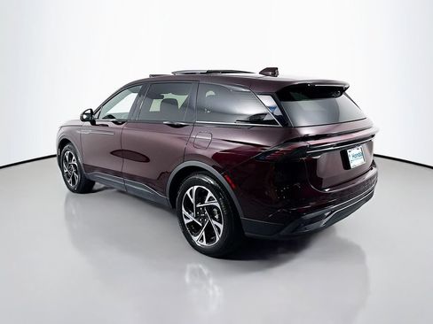 Used 2025 Lincoln Nautilus Premier w/ Equipment Group 102A AWD/4WD image 5