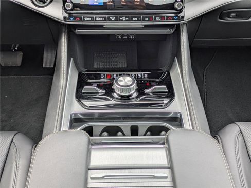 New 2026 Jeep Grand Wagoneer Limited AWD/4WD image 20