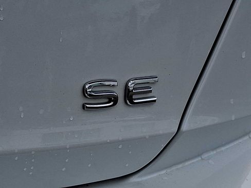 Used 2023 Volkswagen Jetta SE FWD image 27