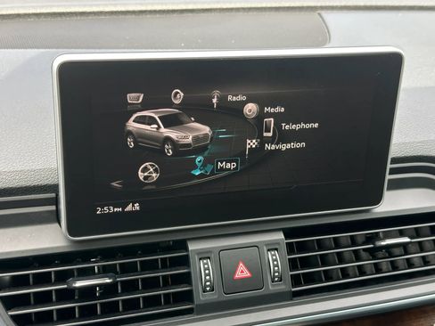 Used 2018 Audi Q5 2.0T Premium Plus AWD/4WD image 34