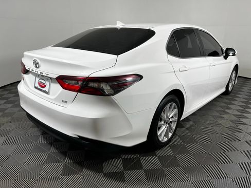 Certified 2023 Toyota Camry LE FWD image 5
