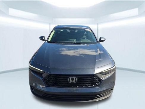 Used 2023 Honda Accord EX image 3